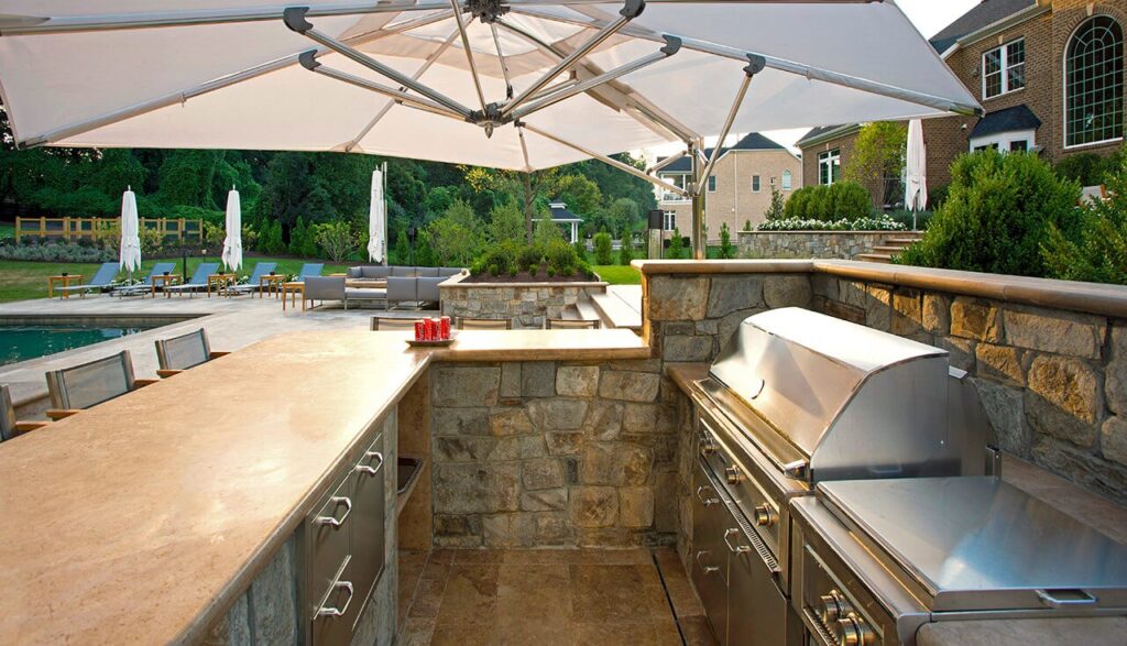 outdoor kitchen
