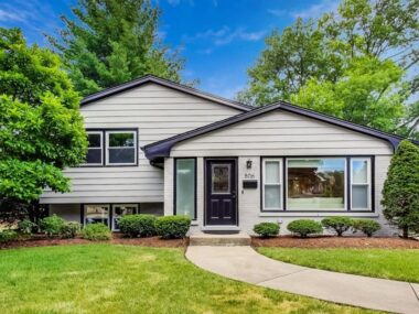 Everything You Need to Know about Living in Elmhurst